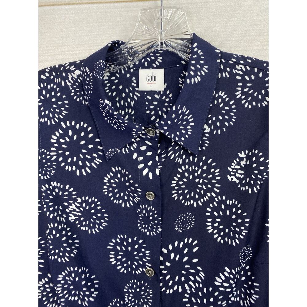 Cabi Top Womens S Sleeveless Button Up Blue Geometric Floral Mod Retro Boho - Picture 2 of 10
